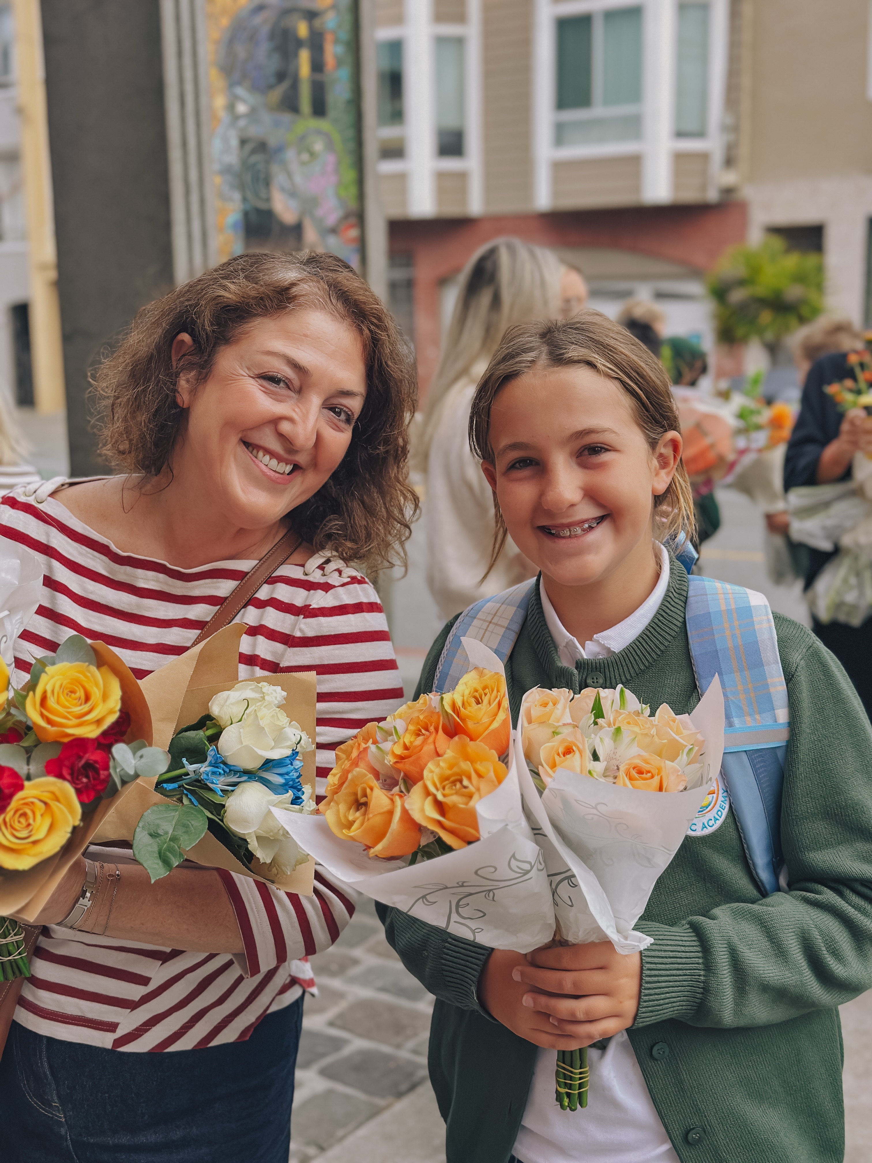 🔔First day of school! Ready to teach, ready to learn, ready for a great year together! 📚✨

#SanFranciscoPacificAcademy #bilingualkids #bayareafamilies #kindergarten #middleschool